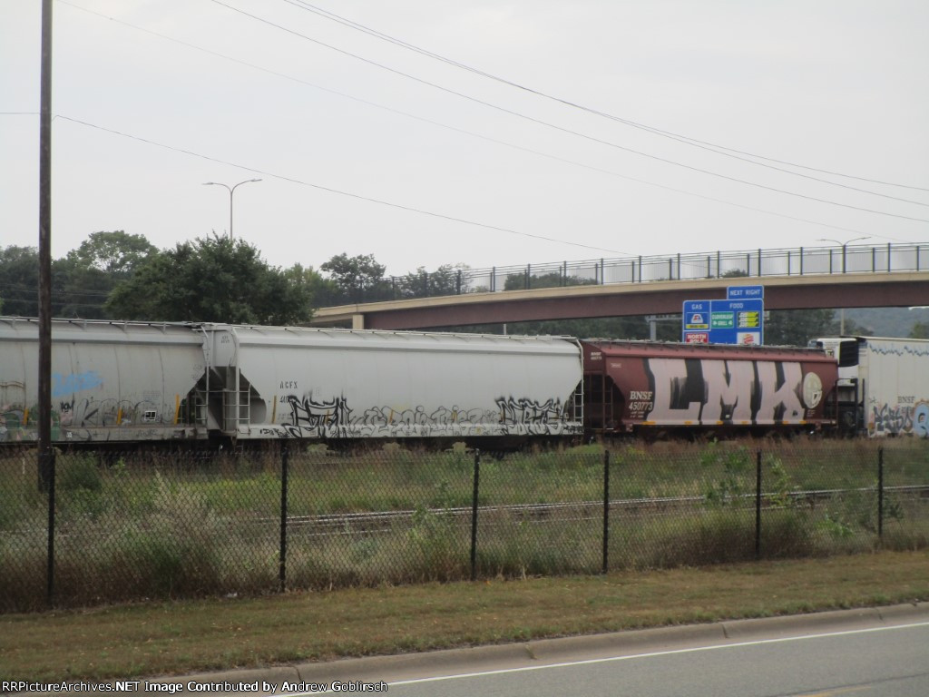 BNSF 450773 + ACFX 40749